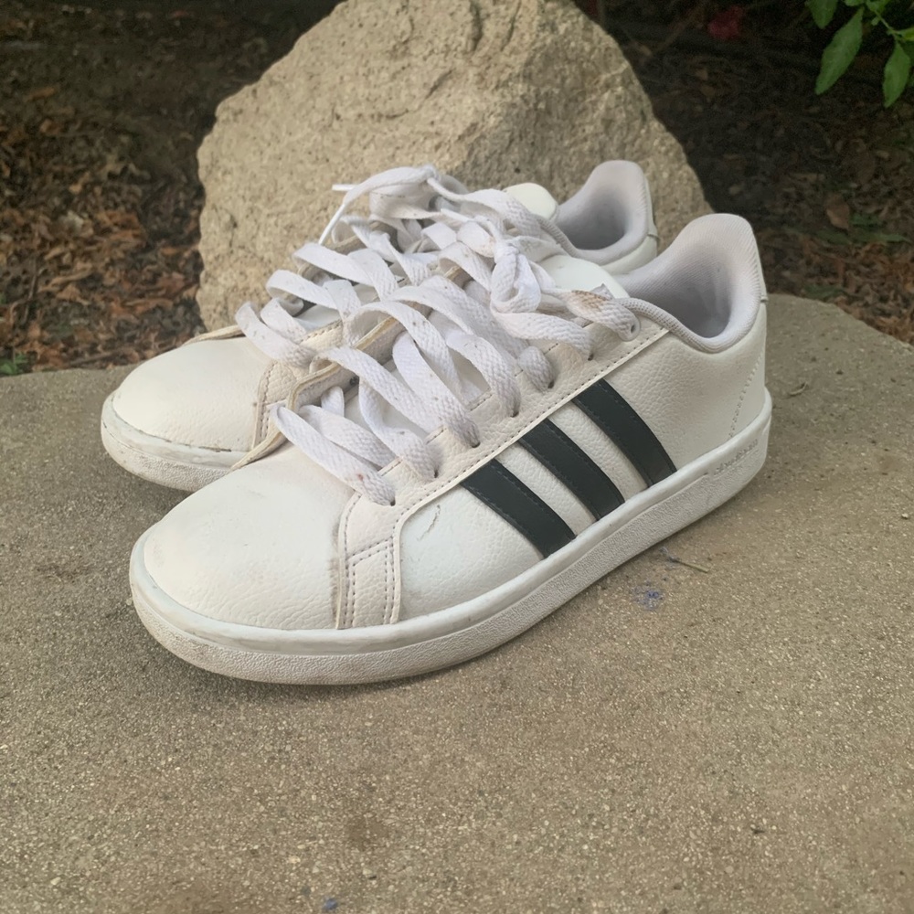 Size 7.5 womens adidas